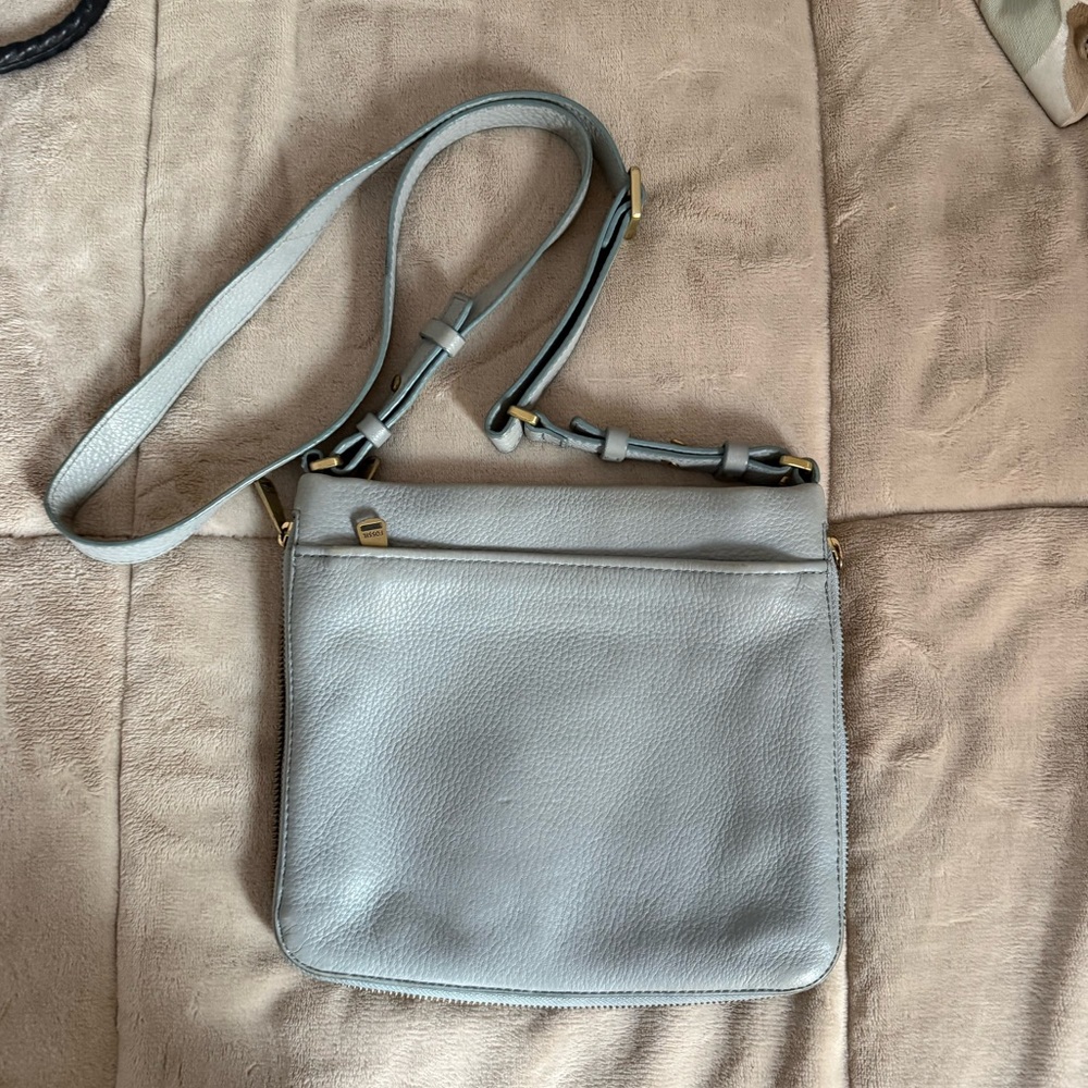 Fossil Light Gray Pebbled Leather Crossbody Bag